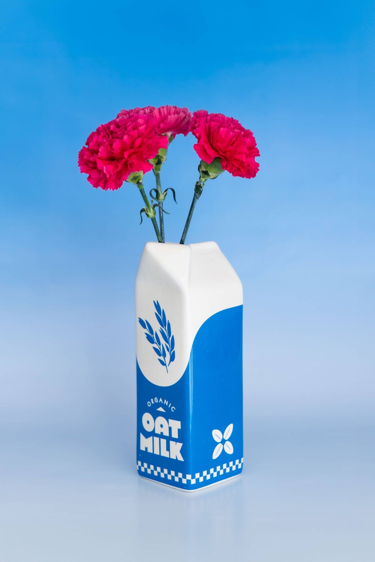 Vase, Oat Milk