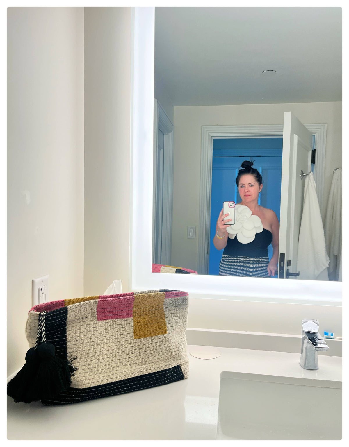 Viceroy Color-Block Clutch