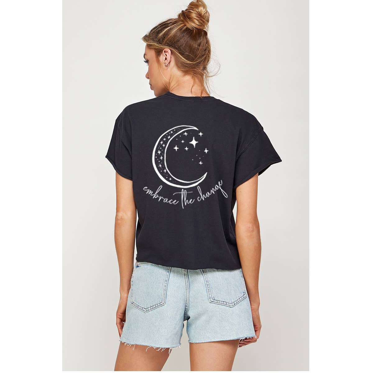 EMBRACE THE CHANGE VINTAGE GRAPHIC CROP TOP