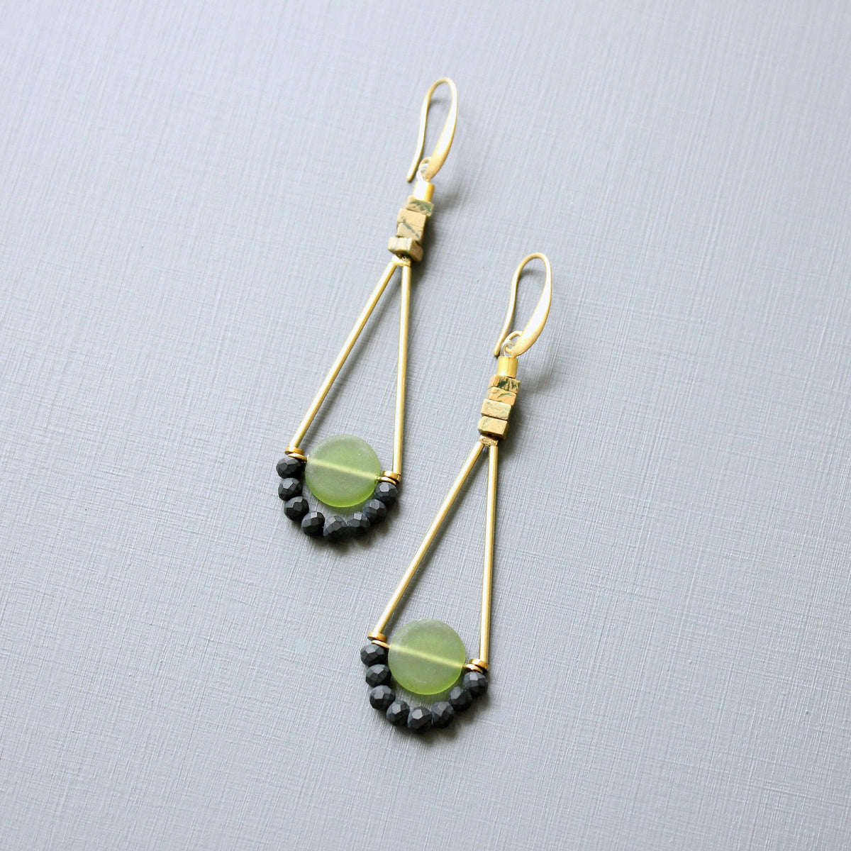 Olivine Glass Geometric Dangle Earrings