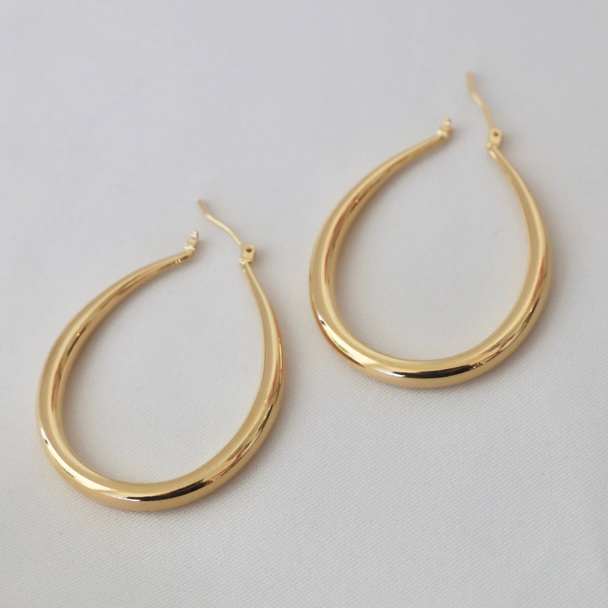 LARGE TEARDROP HOOP EARRINGS